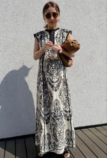 AMERI DAMASK EMBROIDERY LINEN DRESS