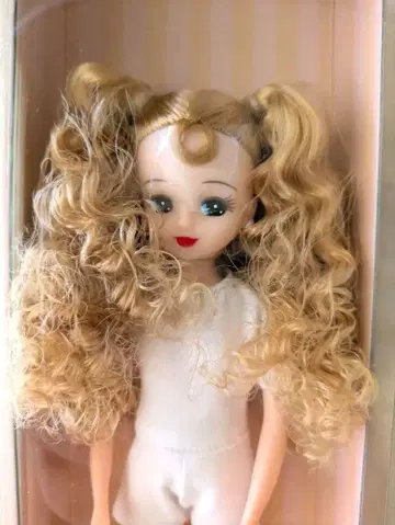 리카짱 캐슬 2025년도판 버스디 모델