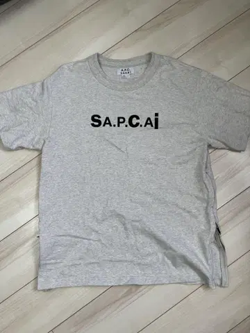 sacai x 아페쎄 사카이 콜라보T셔츠