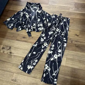ZARA 셋업 사이즈 다름 꽃무늬 위 S 아래 XS