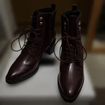 로리즈팜 새상품 레이스 레이스업 숏부츠 L