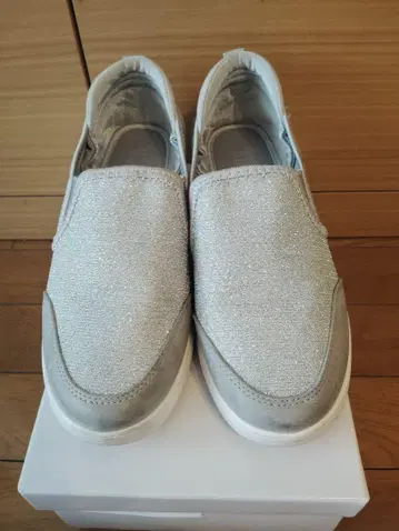 에드윈 실버 글리터 슬립온 통굽 24cm