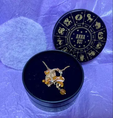 미사용 새상품 ANNA SUI 별자리 목걸이 사자자리