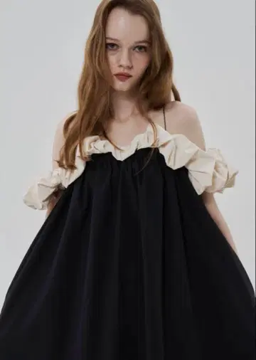 THE TOE Erie Frills Onepiece 정품 새상품급