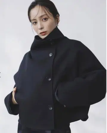 anuans 스탠드넥 리버 숏코트