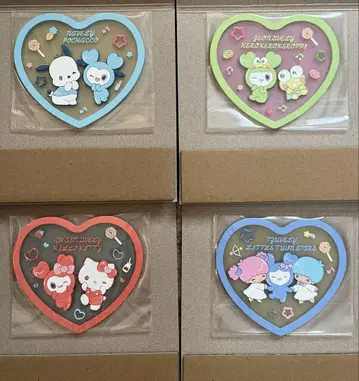 TWICE LOVELYS x SANRIO 클리어 러버 코스터