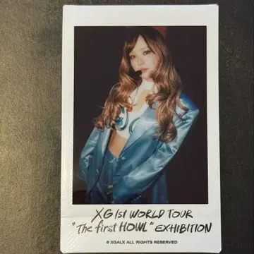 XG The first HOWL EXHIBITION JURIA 폴라로이드