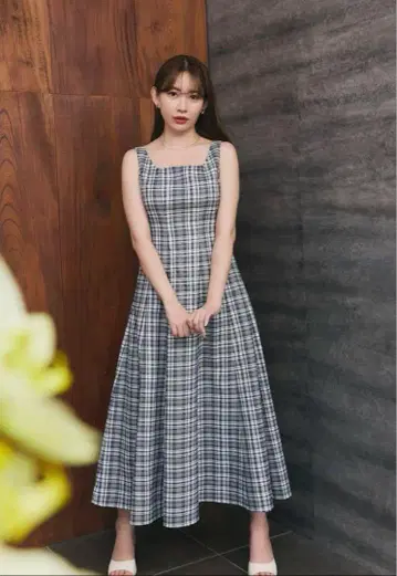 Her lip to Paddington Long Dress