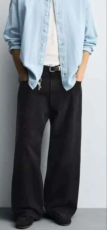ZARA 배기 핏 청바지