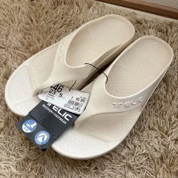 텔릭 W-STRAP 리커버리 샌들 아이보리 23.5