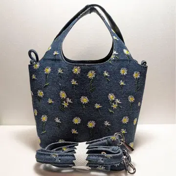 ZARA 데이지 버킷 백