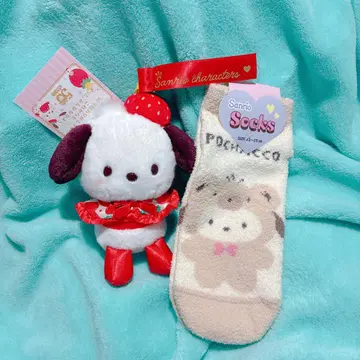 산리오 포차코 딸기 신문 봉제 인형 마스코트 키링 새상품