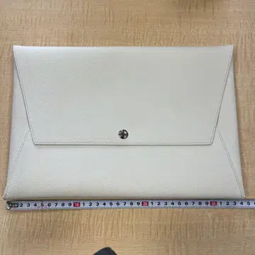 톰포드 클러치백