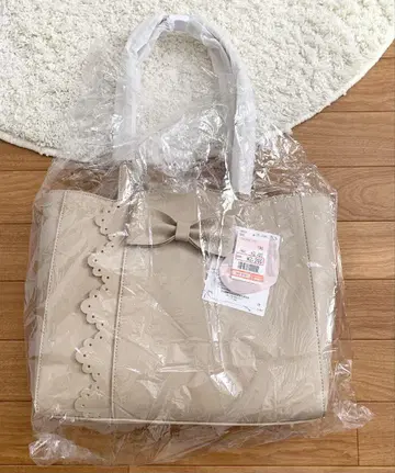 미사용 새상품 아오키 미사코 시마무라 리본 토트백 베이지
