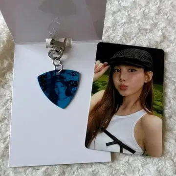 TWICE 나연 ENEMY 피크 키링
