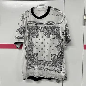 sacai T셔츠