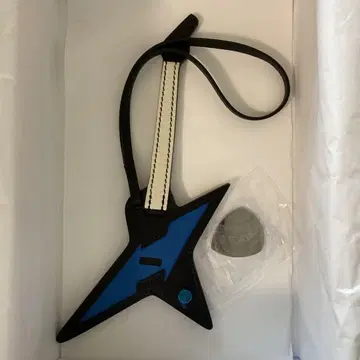 기타형 가죽 액세서리 참