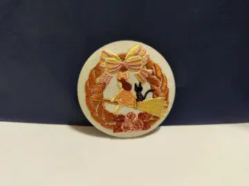 지브리 자수 브로치 마녀 배달부 키키 빵 리스