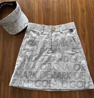 MARK & LONA 스커트&바이저 set 올 로고 무늬 이너 팬츠 36