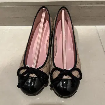 Pretty Ballerinas 발레 슈즈 펌프스 퀼팅 36