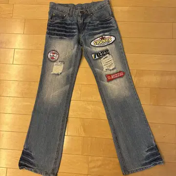 BUZZ SPUNKY 패치 데님 데미지 가공