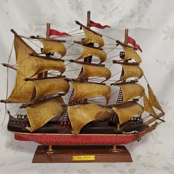 Sea Witch 모형선 높이 약 37cm