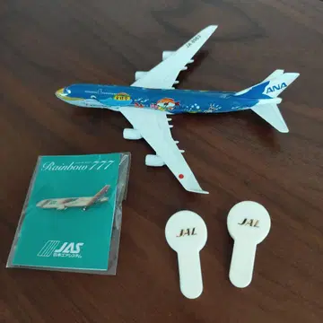 ANA Rainbow 777 모델 + JAL 클립 + JAS 핀 배지