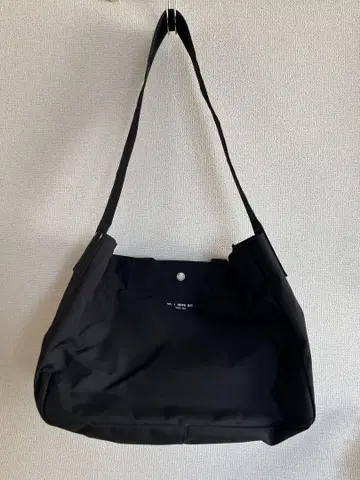 UNIVERSAL PRODUCTS Cordura Nylon NewsBag