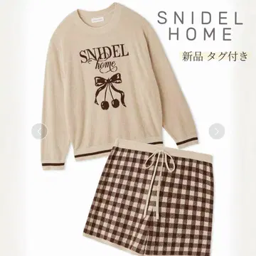 SNIDEL HOME 체리 시리즈 니트 셋업 새상품