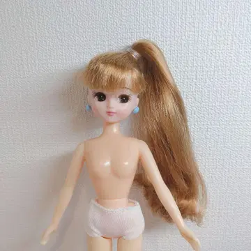 사이드 포니테일 리카짱 (본체만)