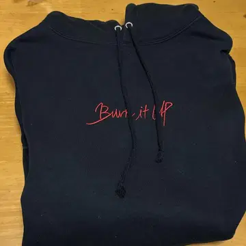 NiziU 후디 M 사이즈 Burn it Up 후드티
