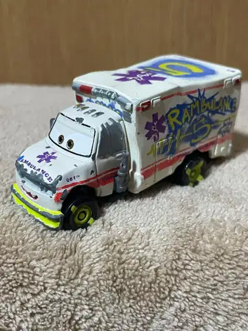 토미카 카즈 C-39 닥터 데미지