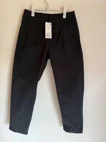 새상품 DESCENTE ALLTERRAIN 81 테이퍼드 팬츠 블랙 L