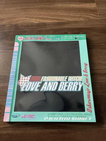 LOVE AND BERRY 베리상 피치트 블랙 T