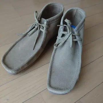 Clarks 왈라비 부츠