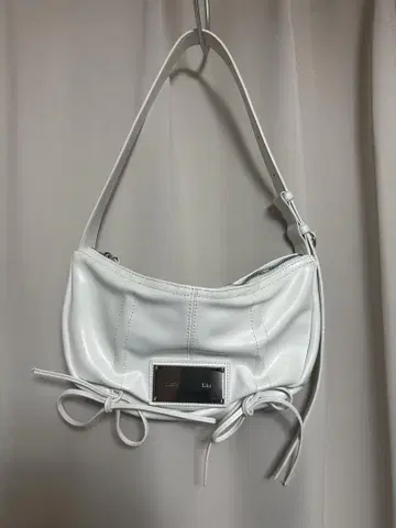 Matin Kim HALF SHIRRING RIBBON ROUND BAG