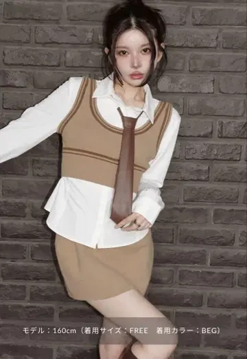 Darich 다리치 가죽 태국 니트 셋업 (베이지)