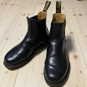 Dr.Martens 블랙 가죽 사이드 고어 부츠 25cm 상당