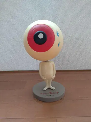 게게게의 키타로 눈알 아저씨 피규어 흔들 인형 눈알 아저씨 요괴