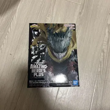 THE AMAZING HEROES PLUS -IZUKU MIDORIYA-