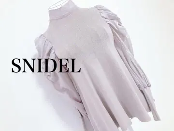 새상품급 SNIDEL 볼륨 슬리브 플레어 니트 긴팔 프리 사이즈