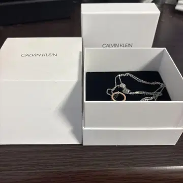 CALVIN KLEIN 반지 목걸이 박스 포함