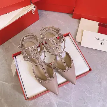 선착순 베이지 하이힐 23cm