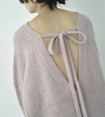 fluffy knit pullover 로자리문