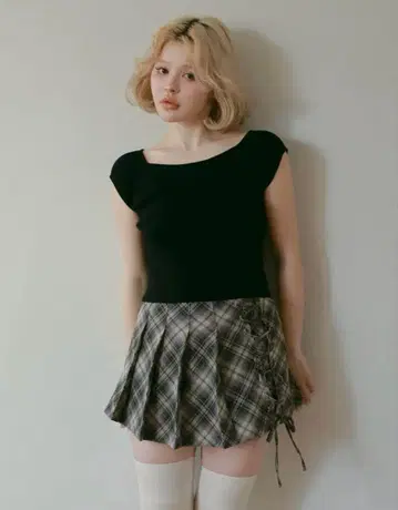 andmary Sonia 레이스업 미니스커트
