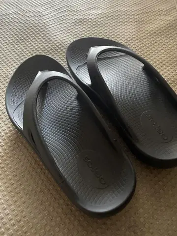 oofos ooriginal 블랙 리커버리 샌들
