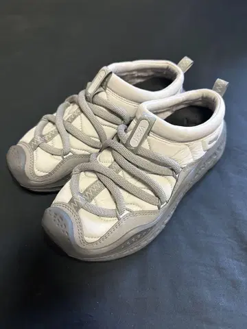 HOKA ORA PRIMO 라이트 그레이 US8.5