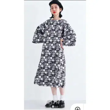 멀로 빵 패턴 원피스