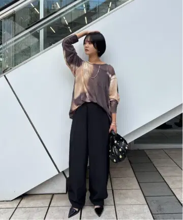 새상품 ameri DULL GRADATION PRINT KNIT TOP