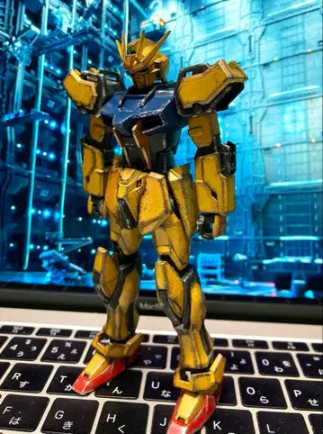 [ 완성품 ] EG 스트라이크 건담 백식풍 전체 페인팅